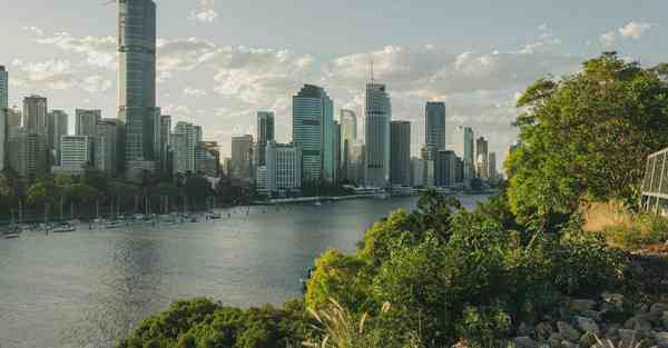 AI绘画特效好玩的漫画脸（AI绘画美女用哪个软件）