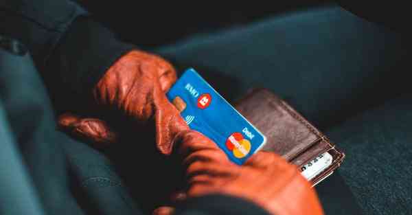 用AI技术复活赫本，AI复活亲人技术