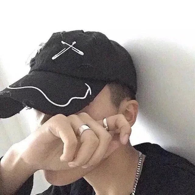 轩辕曼爱达